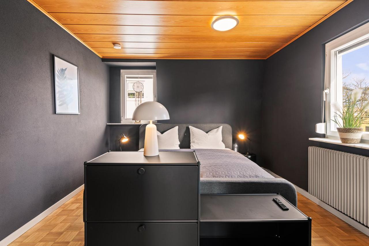 Fuer Bis Zu 6 Personen Mit Terrasse Und Klima Apartment *