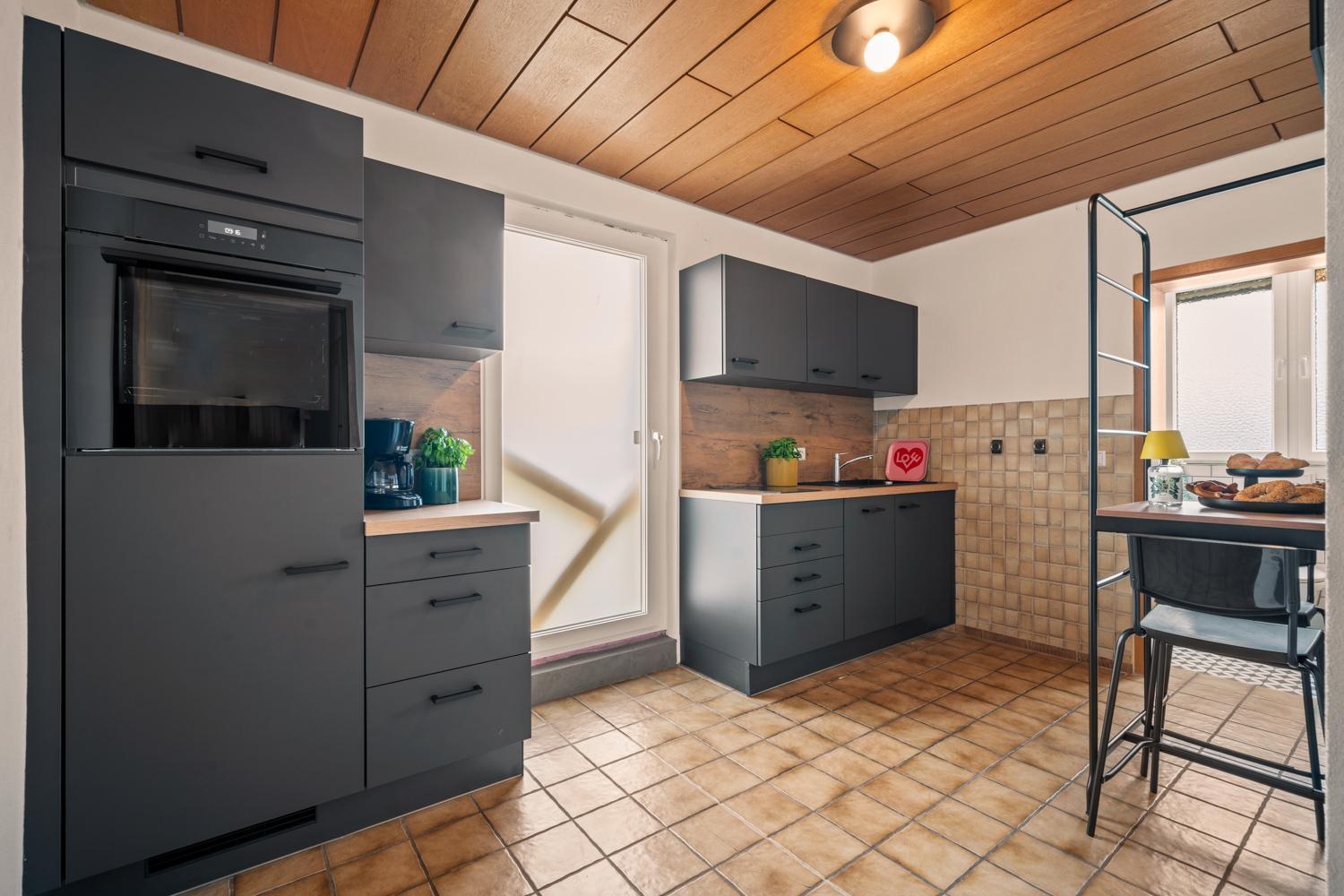 Apartment Fuer Bis Zu 6 Personen Mit Terrasse Und Klima Friedrichshafen